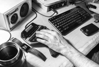 西甲媒体透露：皇家马德里队最近战绩不佳，主教练阿隆索有可能下课！